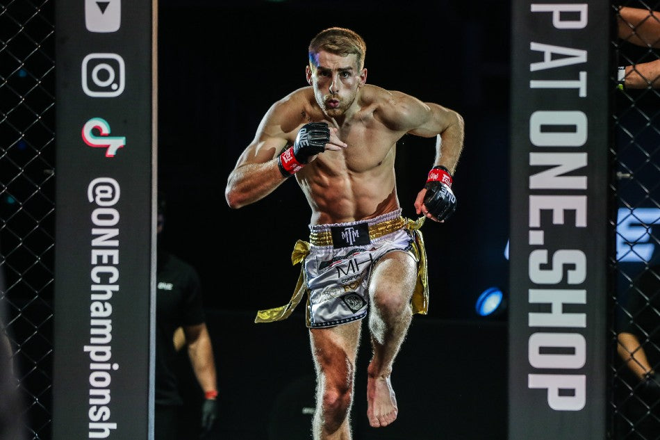 MUAY THAI SHORTS