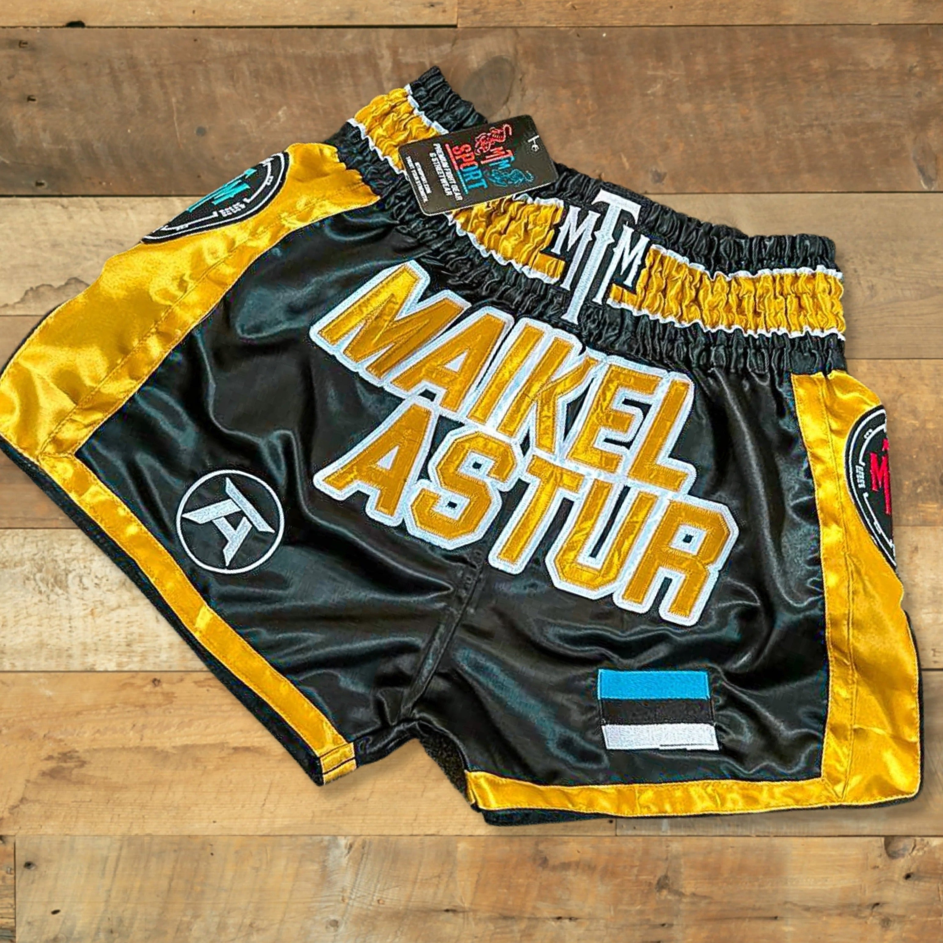 CUSTOM MUAY THAI SHORTS - RETRO STYLE