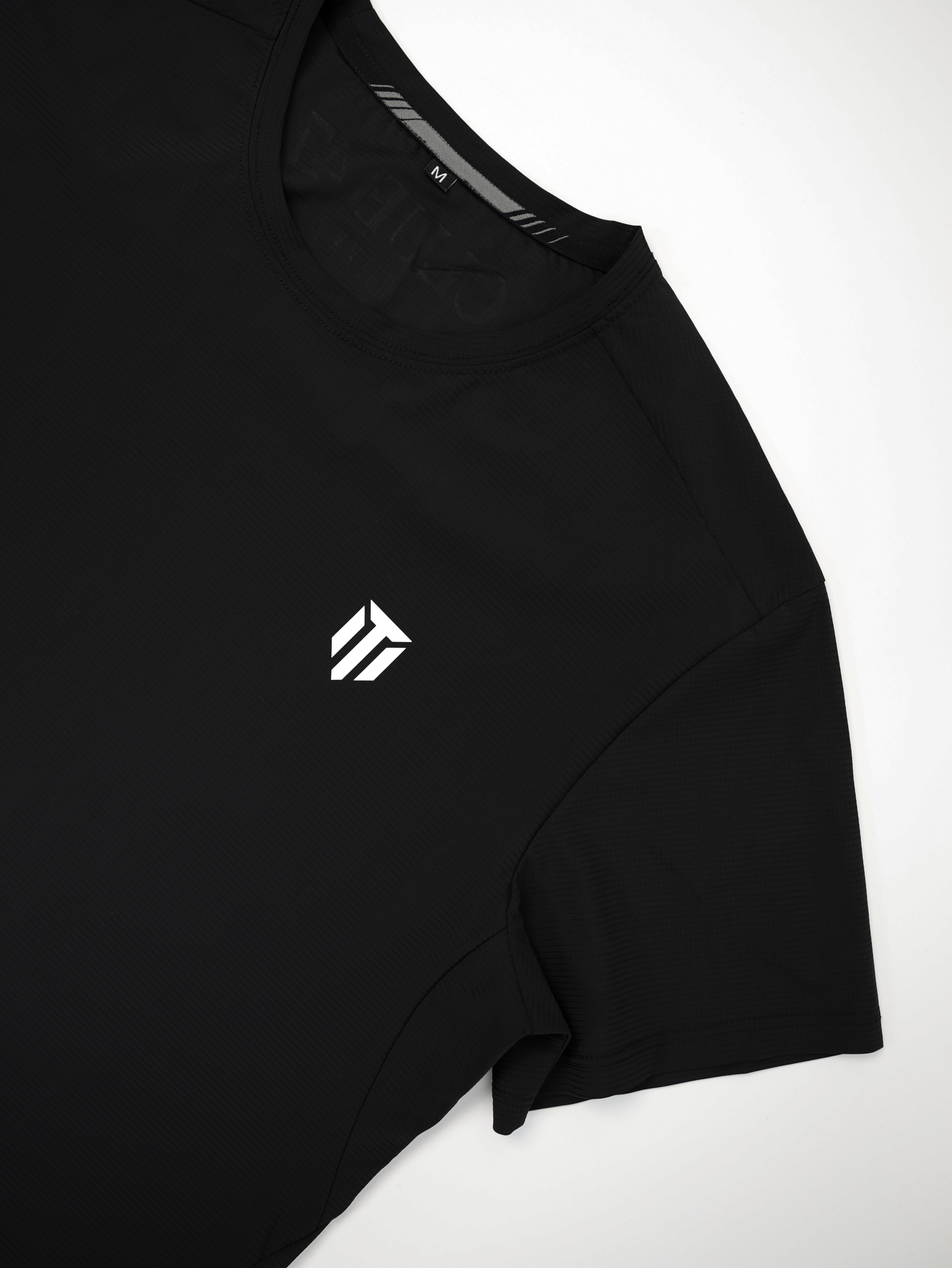 CLUB 47 PERFORMANCE TEE - BLACK