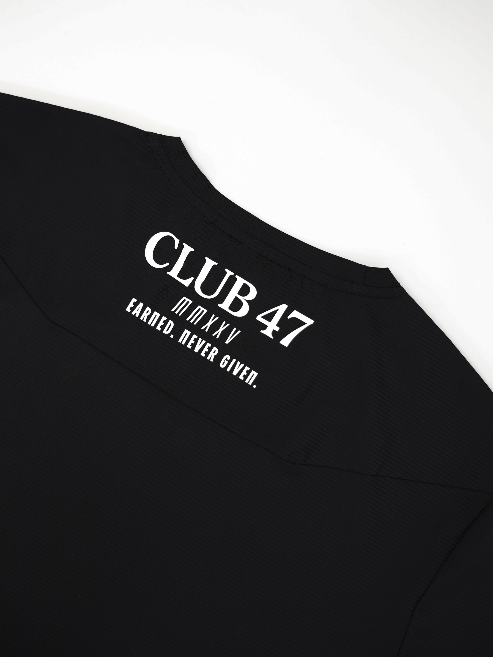 CLUB 47 PERFORMANCE TEE - BLACK
