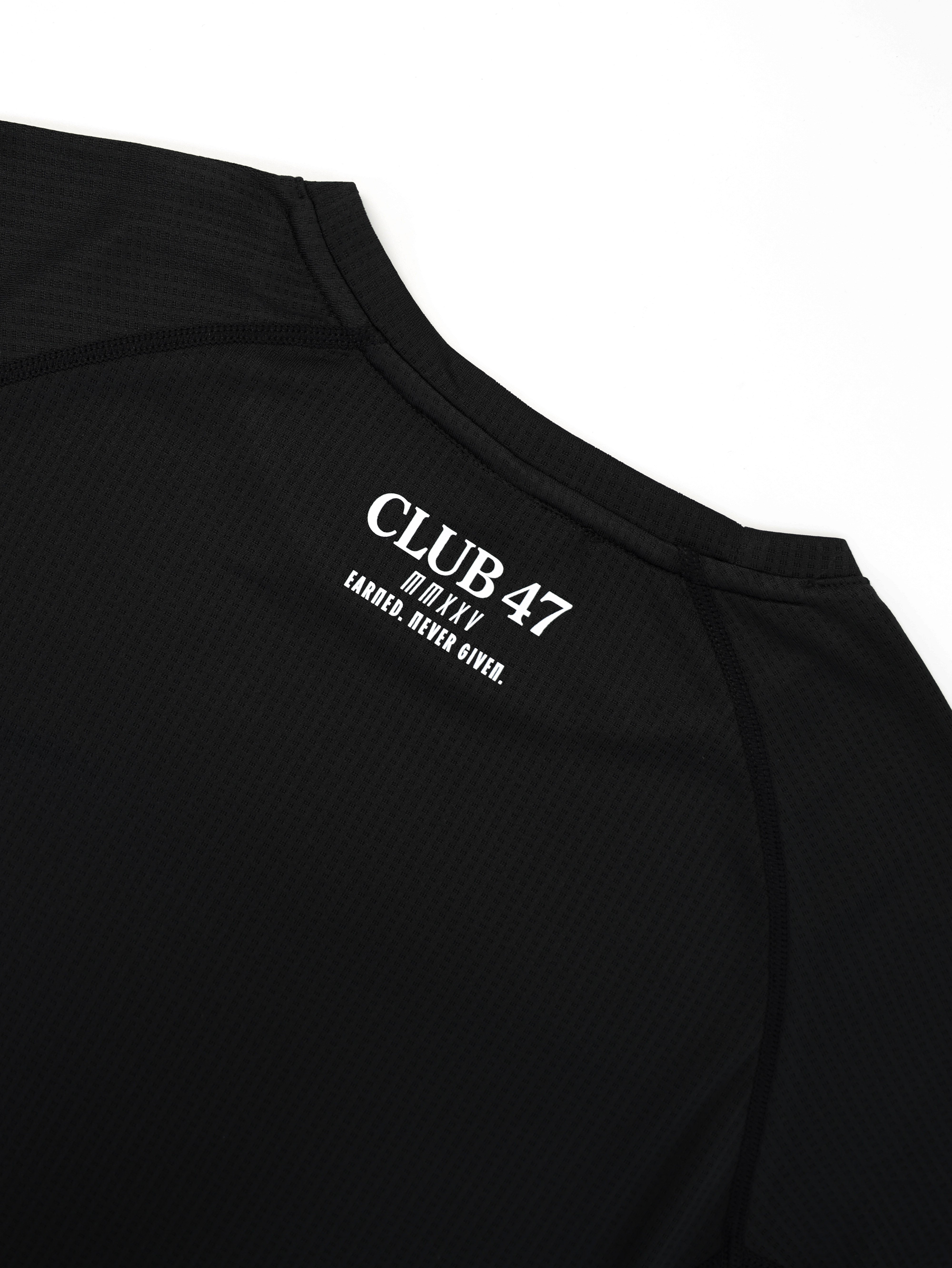 CLUB 47 WOMENS PERFORMANCE TEE - BLACK