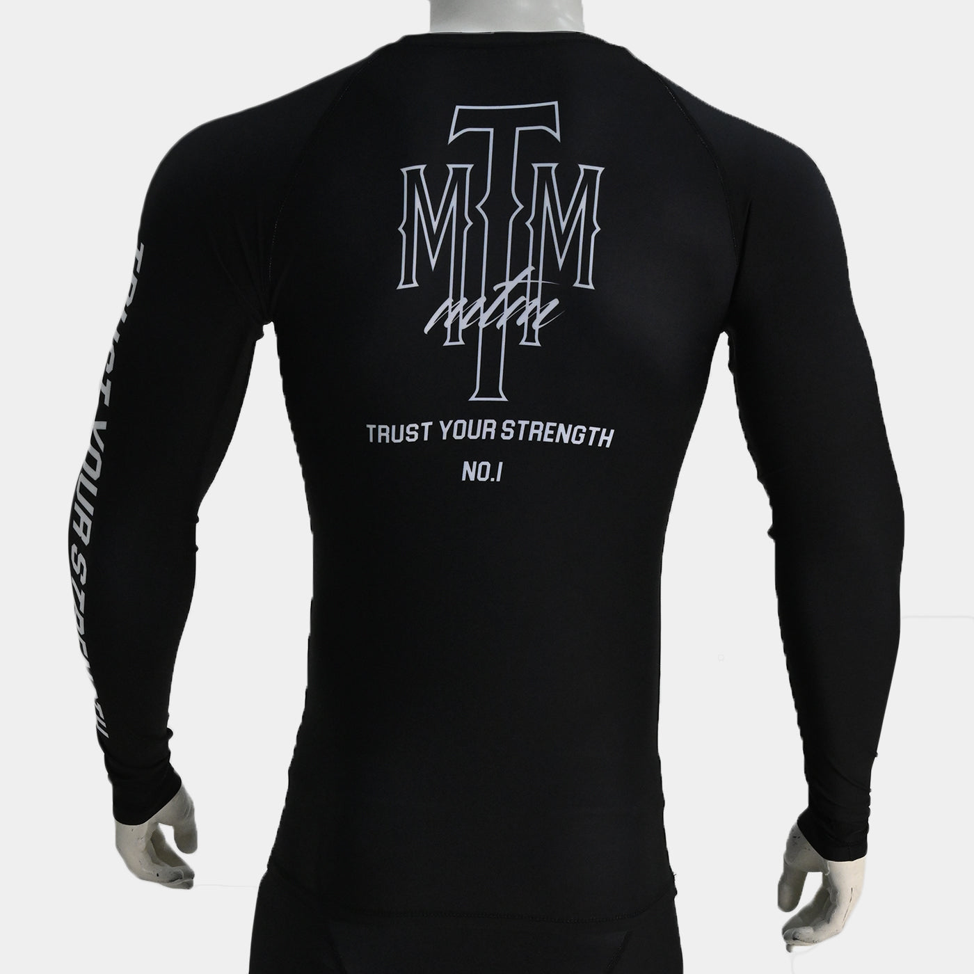 "NO.1 SIGNATURE" LONG SLEEVE RASHGUARD